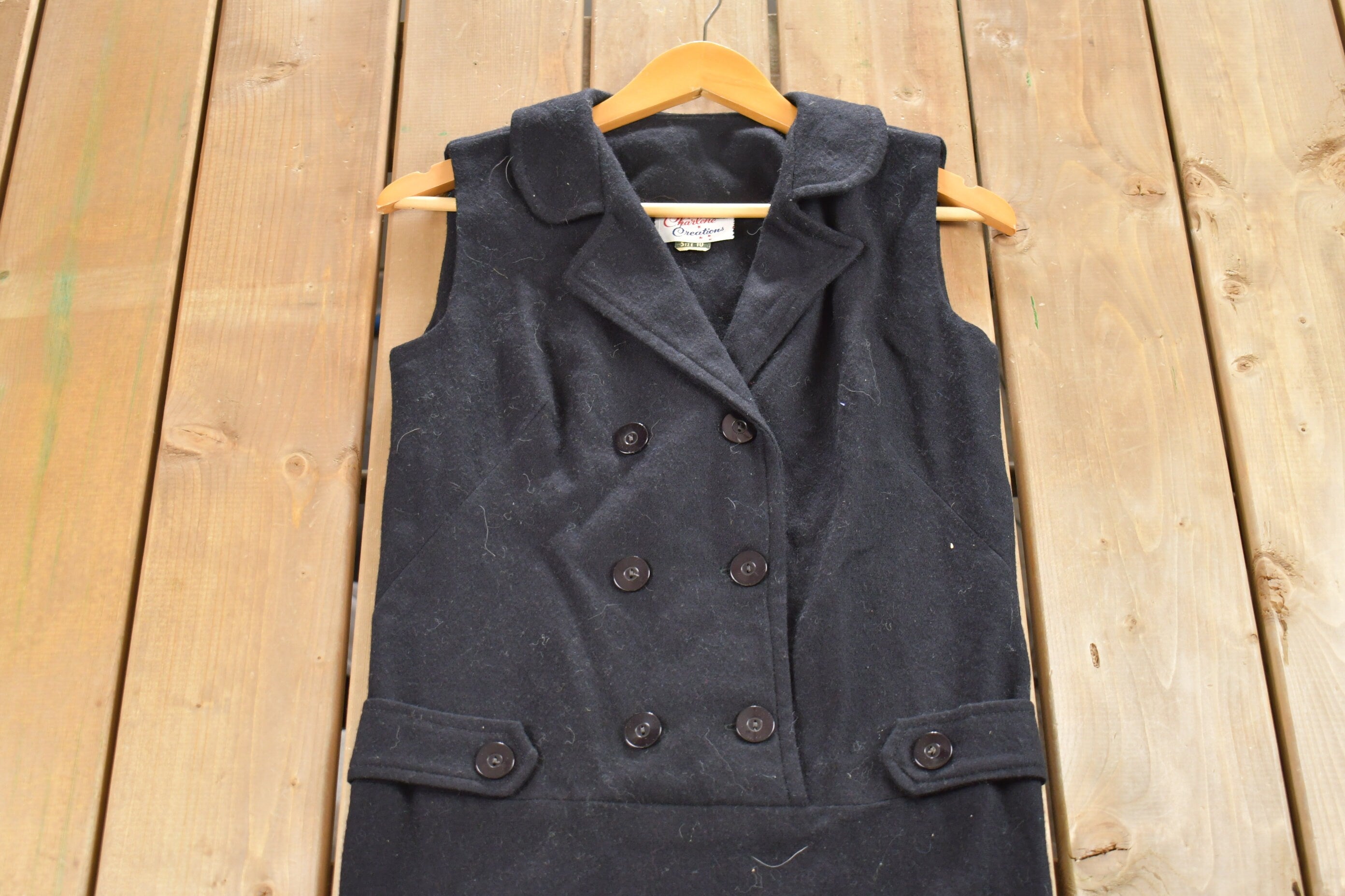 Vintage 1970s Sleeveless Shirt Dress