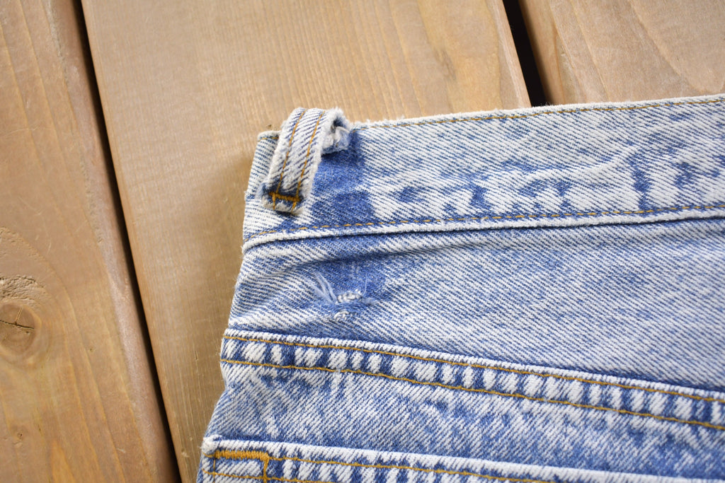 Vintage 1990s Levi 501 Red Tab Jeans Size 30 x 32.5
