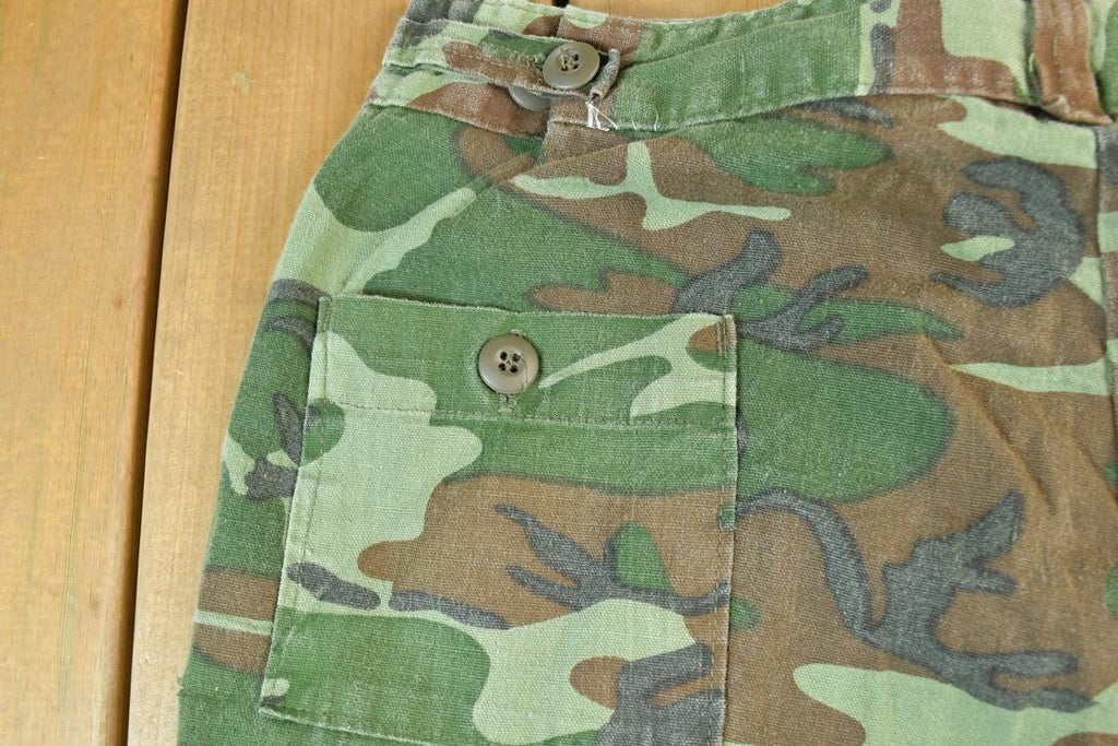 Vintage 1990s Army Camouflage Cargo Pants Size 34 x 29