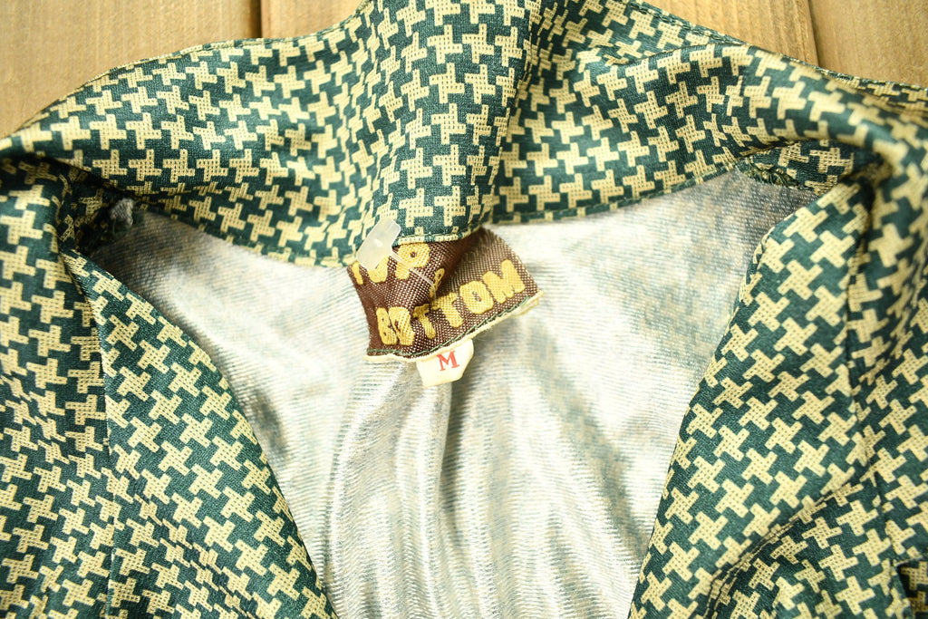 Vintage 1970s Hounds Tooth Button Up Blouse /