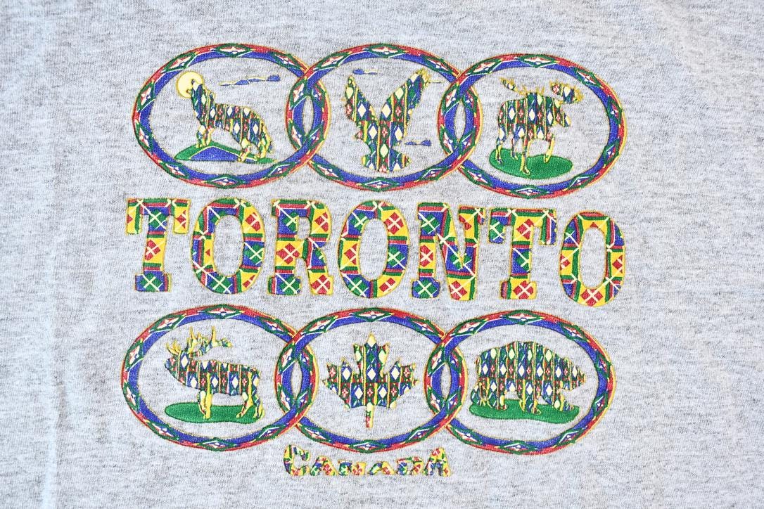 Vintage 1990s Toronto Ontario Canada Tartan Style Wildlife Graphic T-Shirt  Made In Canada  Canadiana Vintage