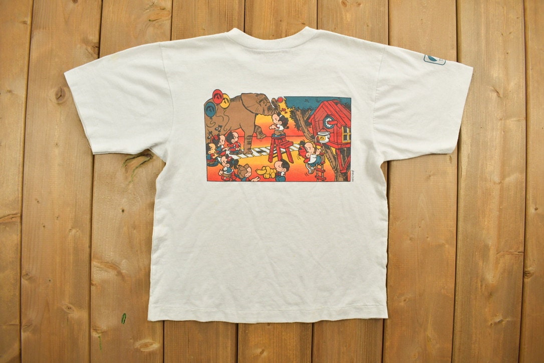 Vintage 1990s Cartoon Sleeping Graphic T-Shirt
