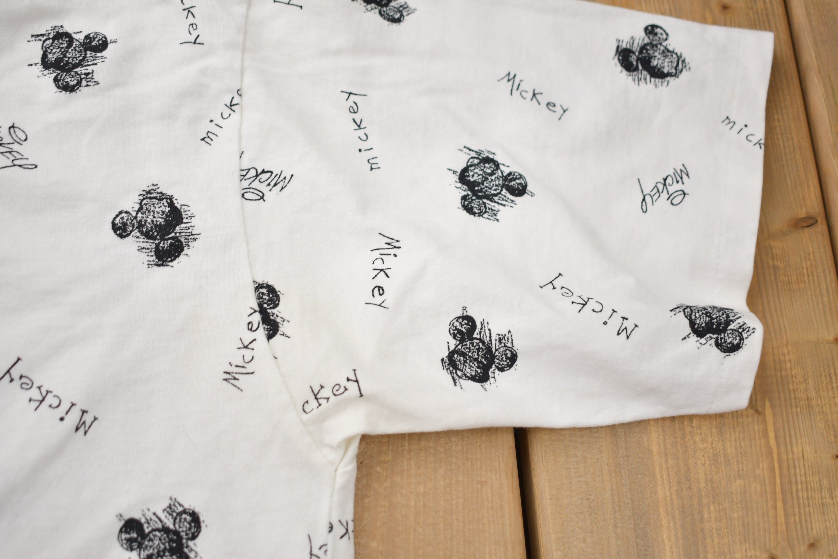 Vintage 1990s Disney Originals Mickey Mouse All Over Print T-Shirt