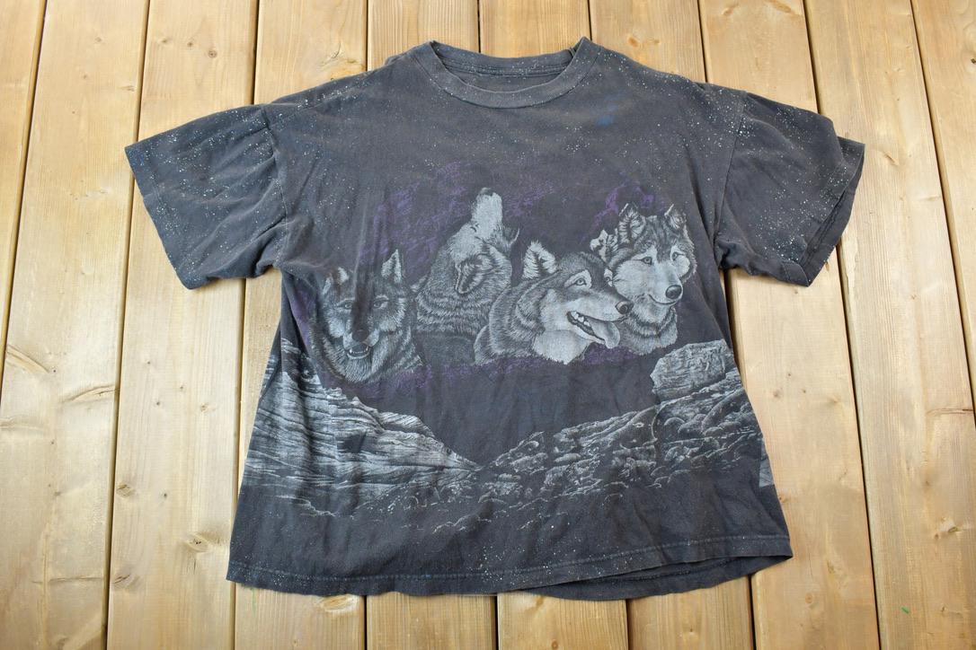 Vintage 1990s Wolves On The Mountain All Over Print Graphic T-Shirt
