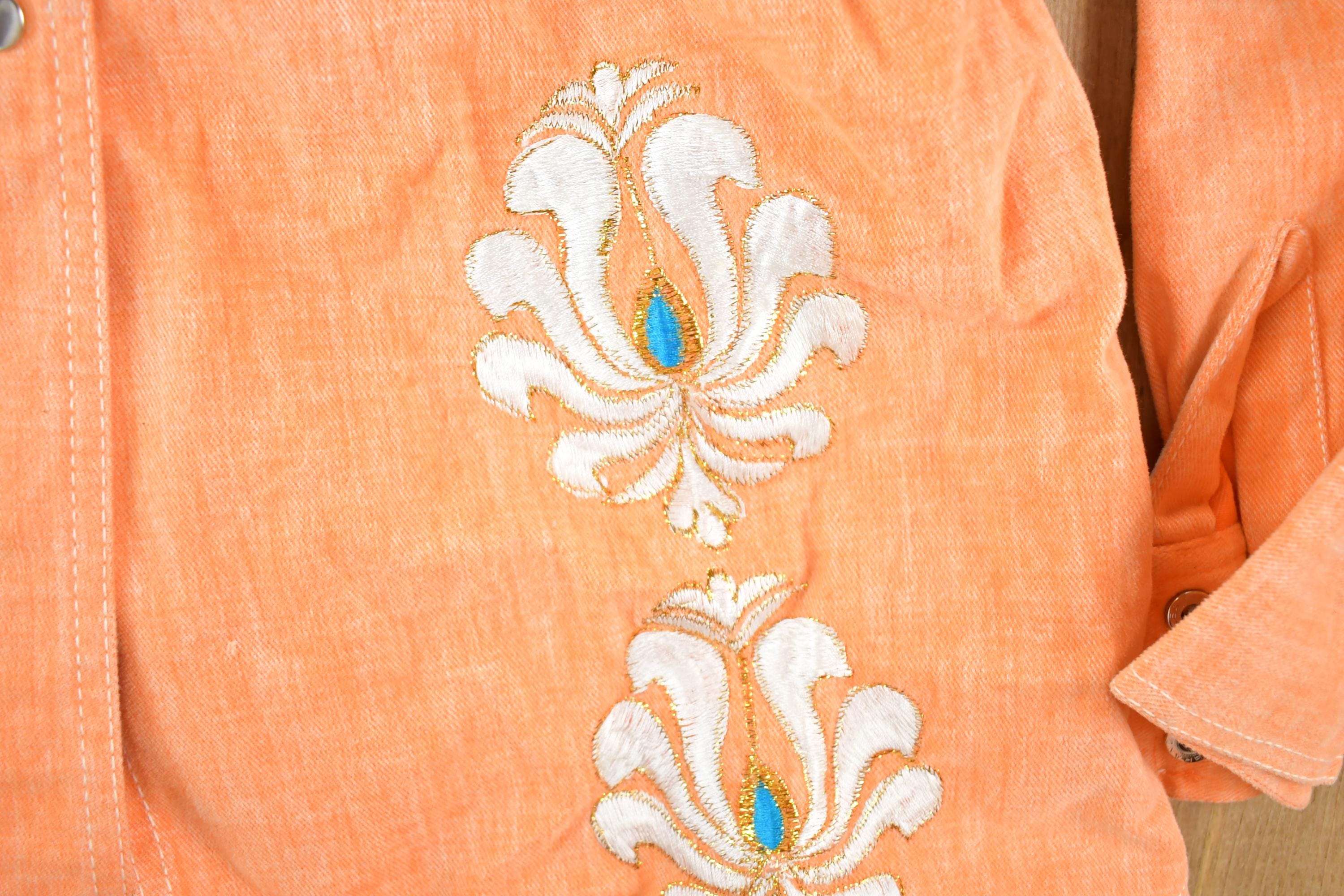 Vintage 1970s Maximum Floral Embroidered Button Up Shirt Womens M