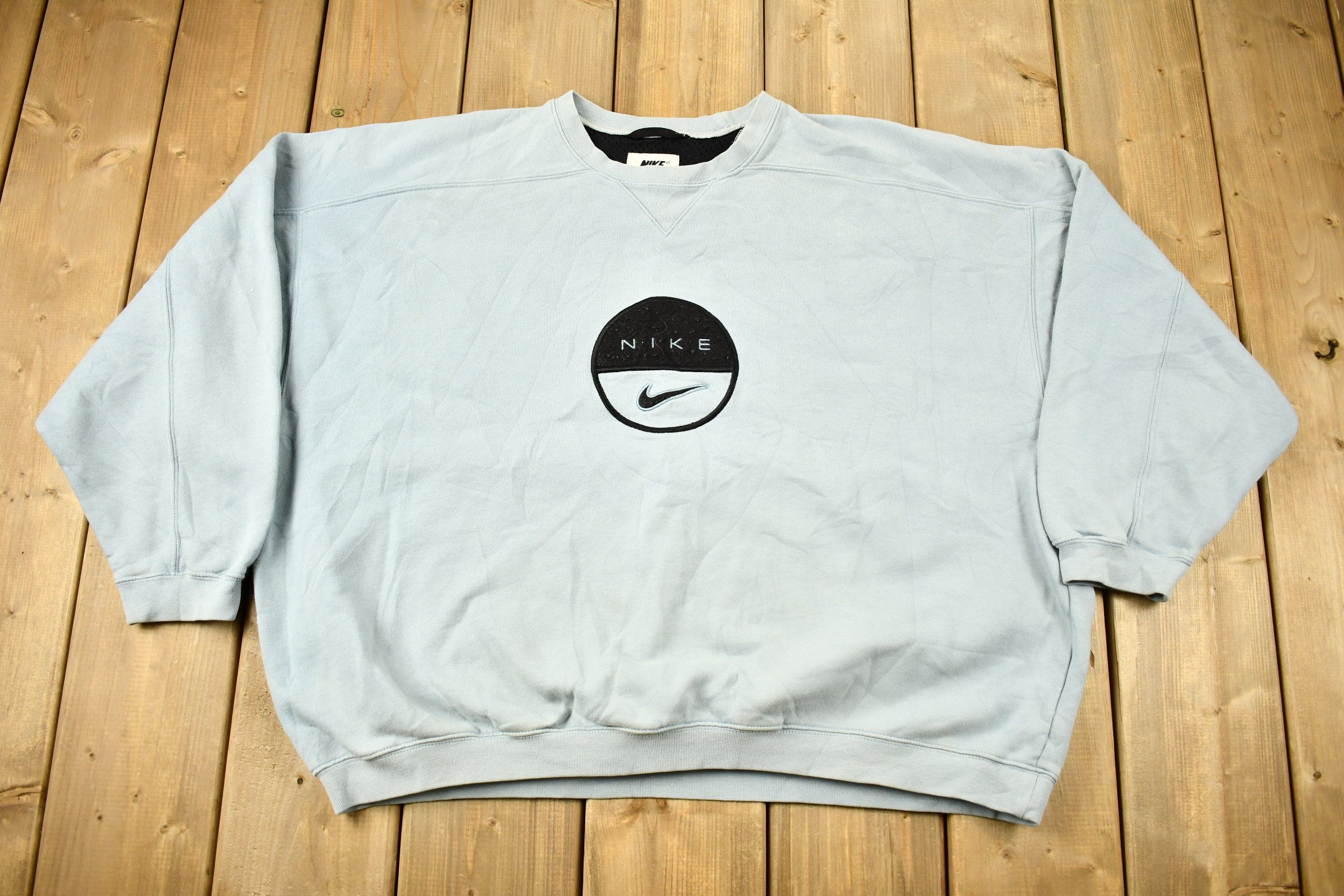 Vintage 1990s Nike Embroidered Logo Youth Size Crewneck Sweatshirt