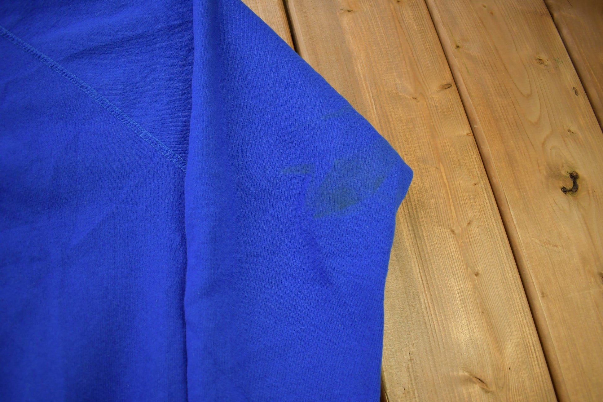 Vintage 1980s Blank Blue Raglan Crewneck Sweatshirt