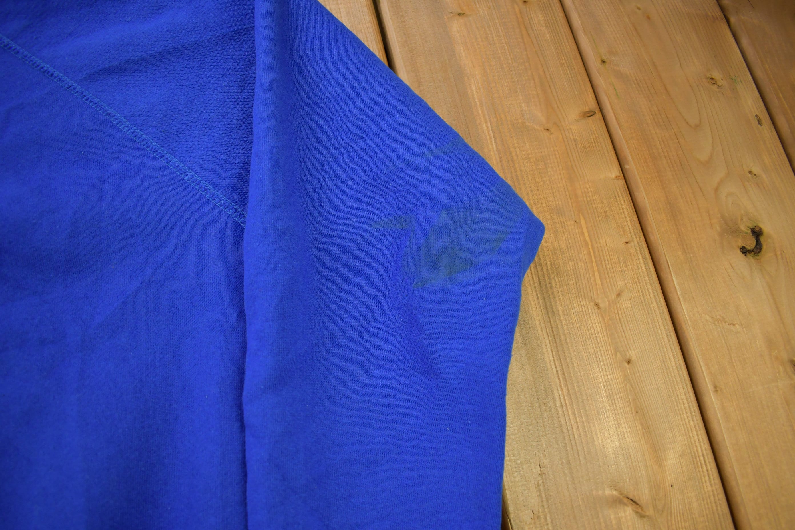 Vintage 1980s Blank Blue Raglan Crewneck Sweatshirt