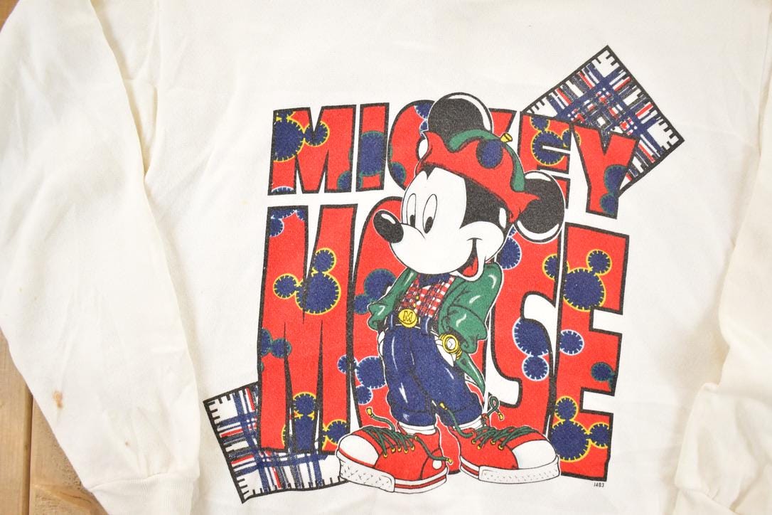 Vintage 1990s Mickey Mouse Disney Crewneck Sweater Mens M