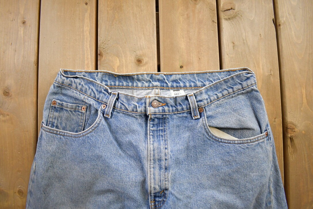 Vintage 1990s Levi's Jeans 560 Size 38x32 / Vintage Denim / Streetwear / Made In USA / Vintage Levi's/ Tapered Fit/ Loose Fit