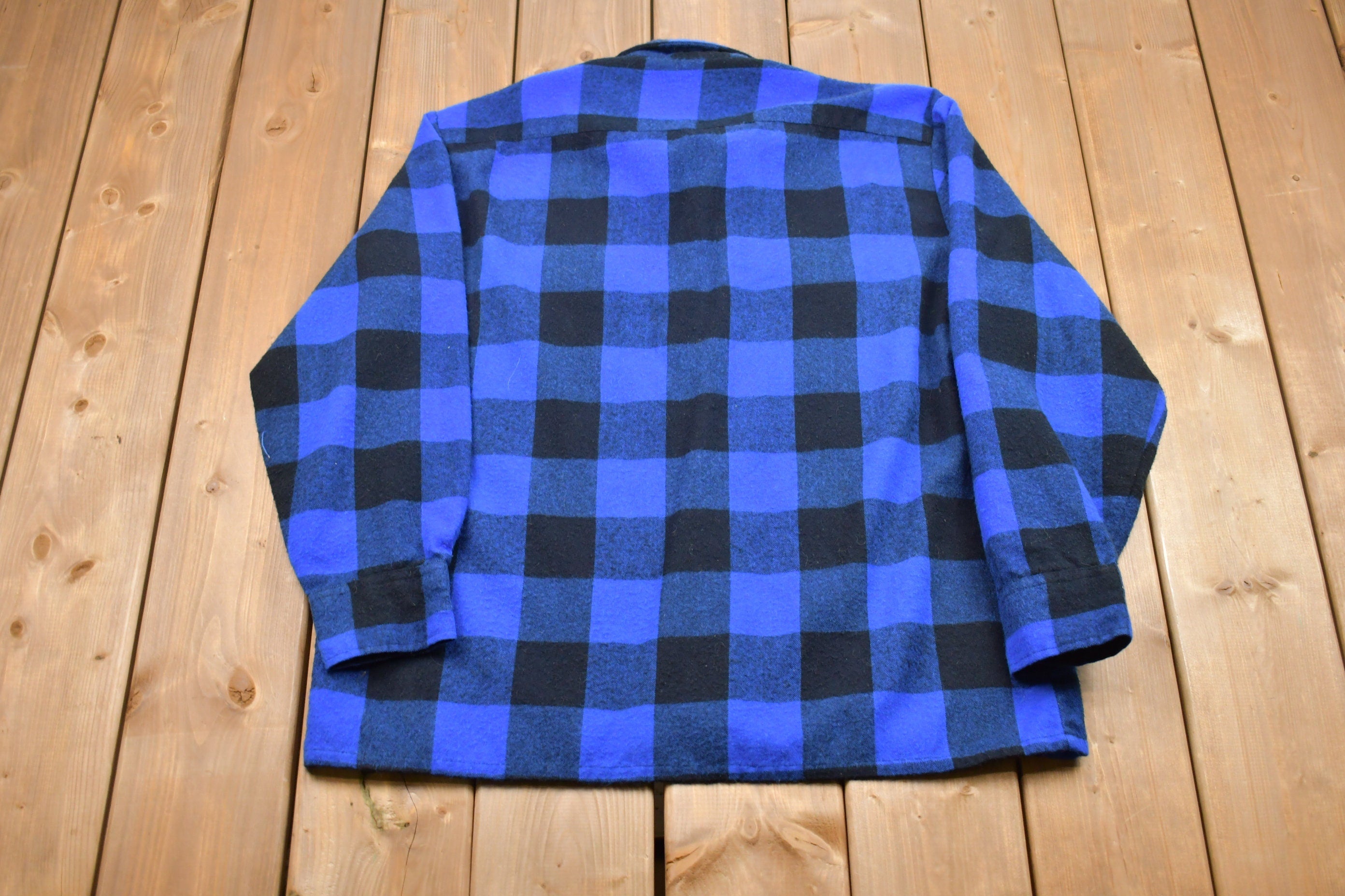Vintage 1990s Back Packer Lined Plaid Button Up Shirt