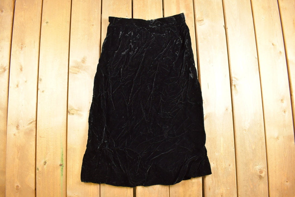 Vintage 1970s Partique Black Velvet Skirt Size 28 x 28.5