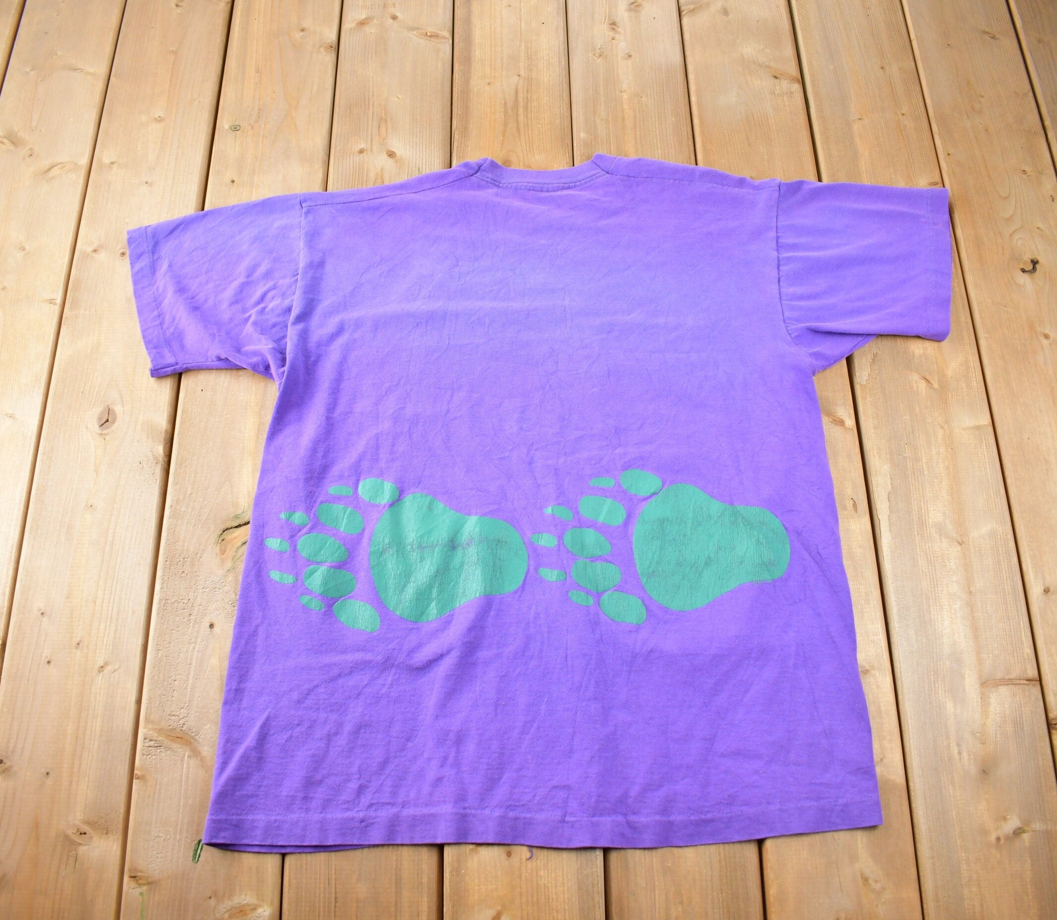 Vintage 1990s Alaska Bear Tracks Souvenir T Shirt Made In USA
