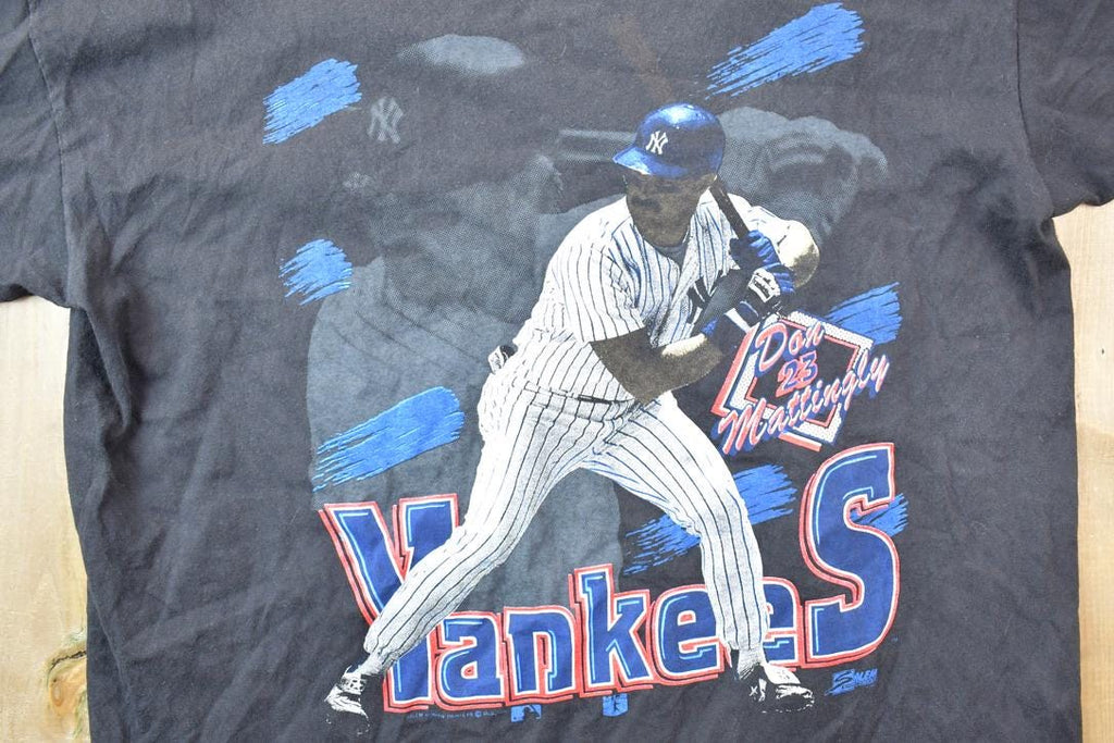 Vintage 1990s New York Yankees Don Mattingly 23 MLB Graphic T-Shirt