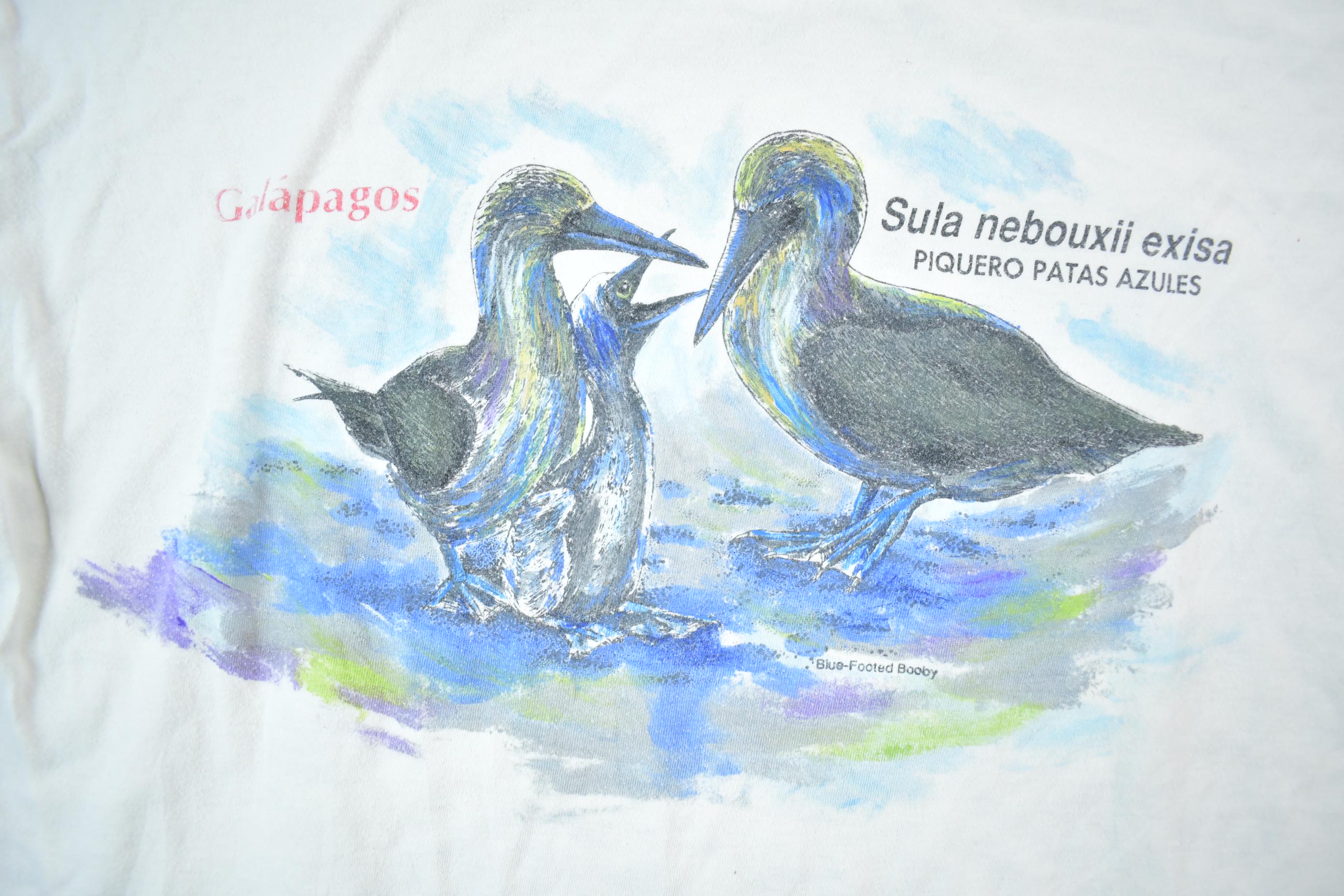 Vintage 1990s Galapagos Island Blue Footed Bobby Souvenir T-Shirt