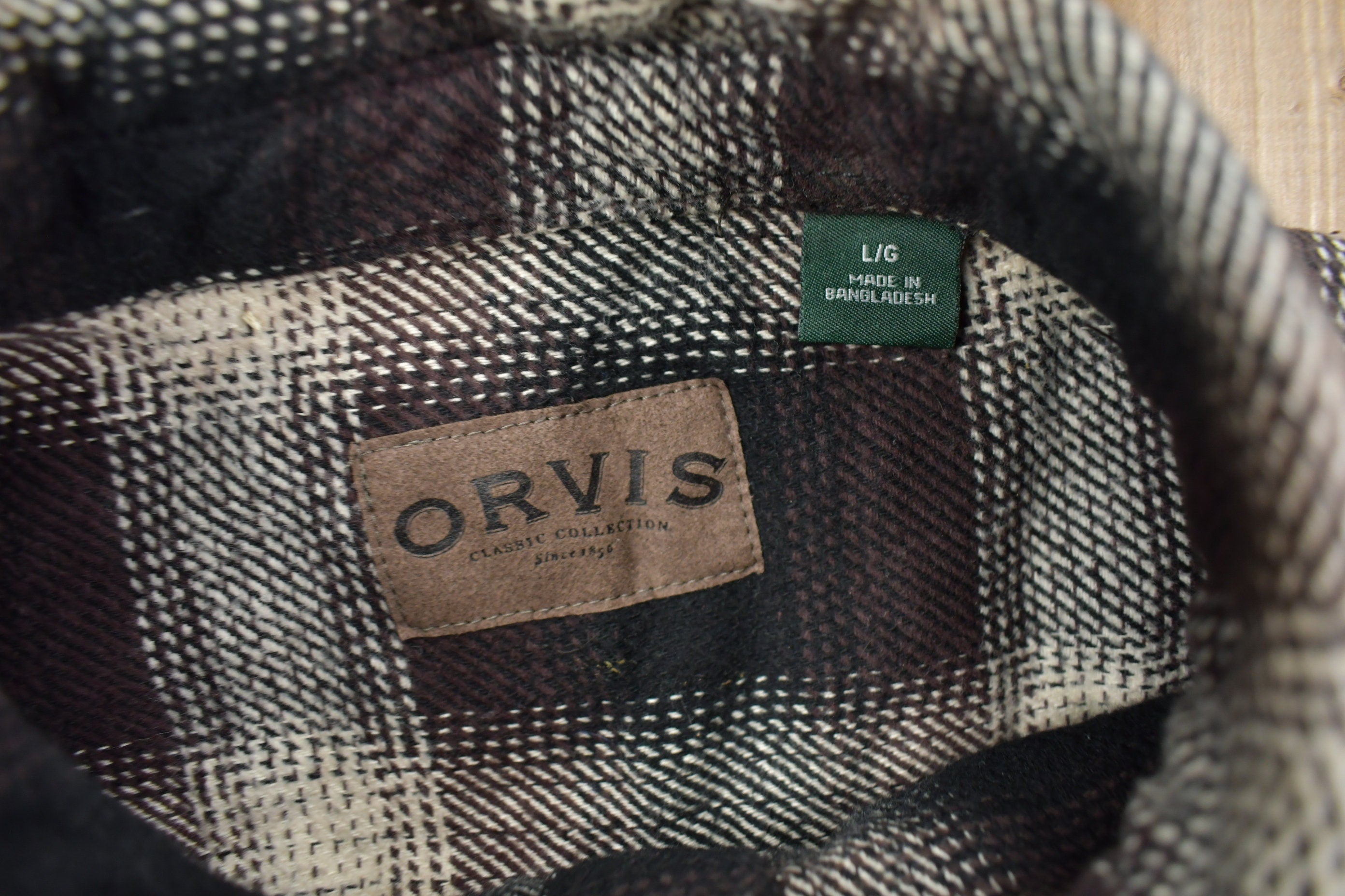 Vintage 1990s Orvis Shadow Plaid Button Up Shirt