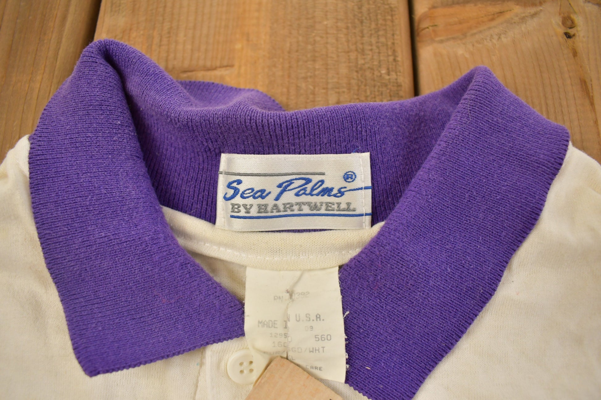 Vintage 1990s Fredericksburg Falcons Graphic Collard Polo Shirt