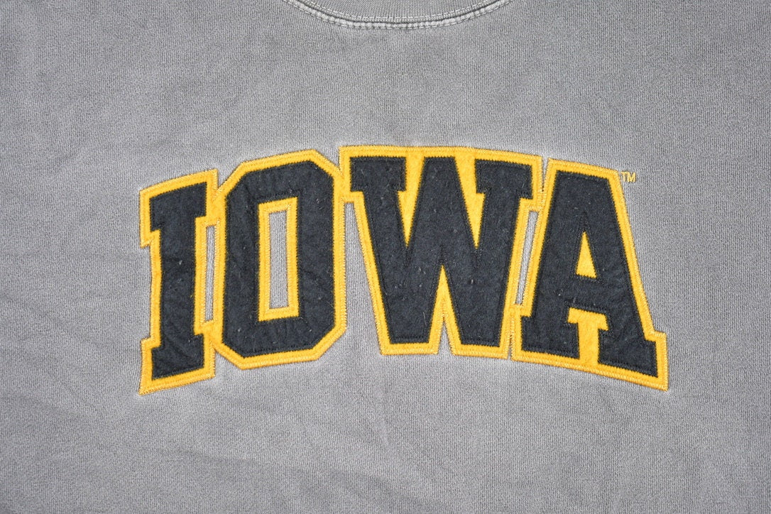 Vintage 1990s Iowa State University Collegiate Crewneck
