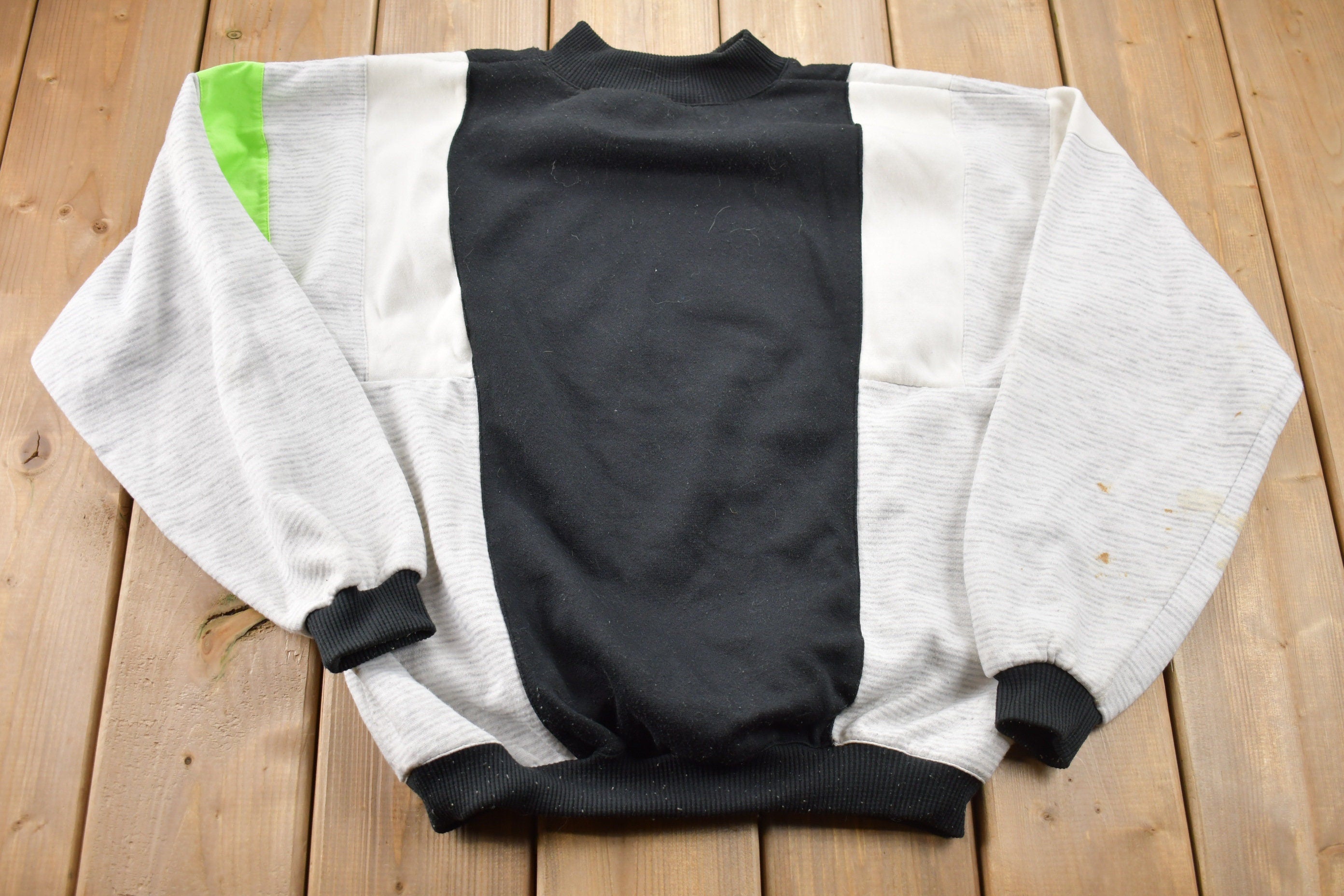 Vintage 1990s Active A New Vision Graphic Crewneck Sweatshirt