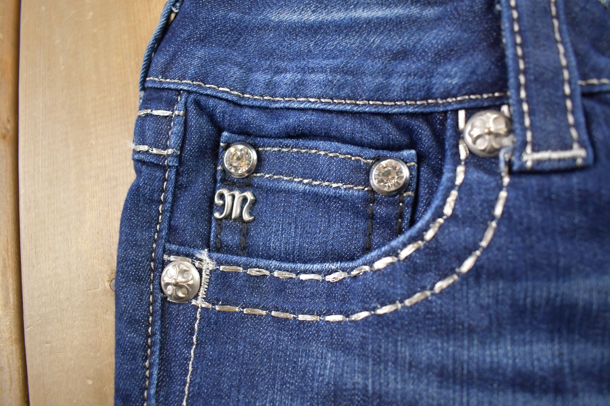 Vintage Y2K Miss Me Bedazzled Low Rise Jeans Size 26x32