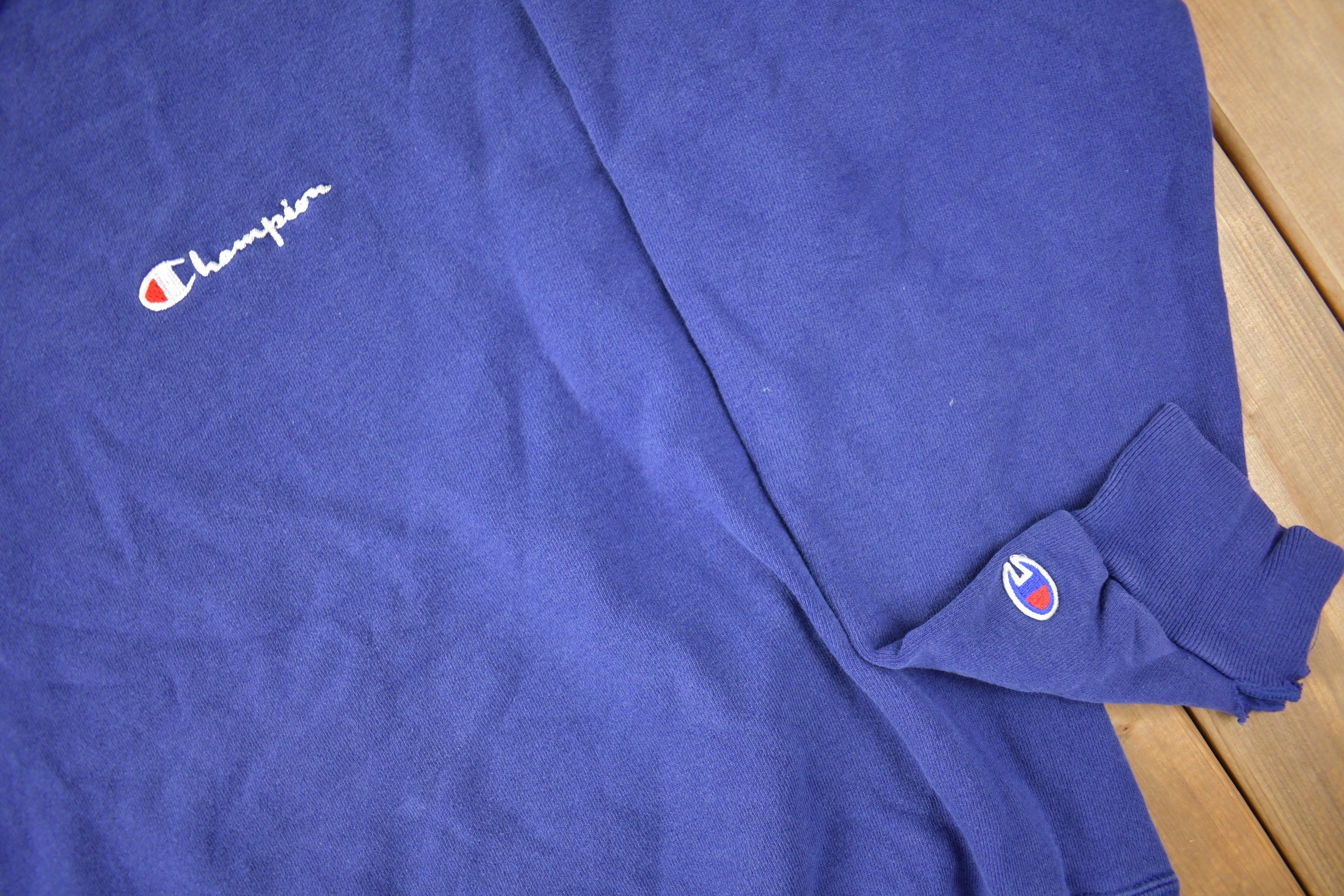 Vintage 1990s Champion Small Logo Embroidered Crewneck Sweatshirt Made In USA