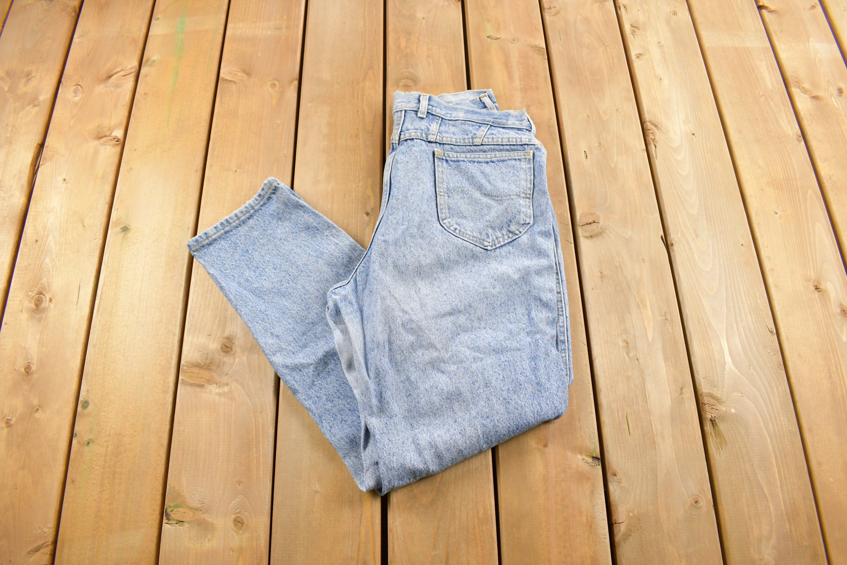 Vintage 1980s Lee Light Wash Denim Women's Jeans Size 32 x 28