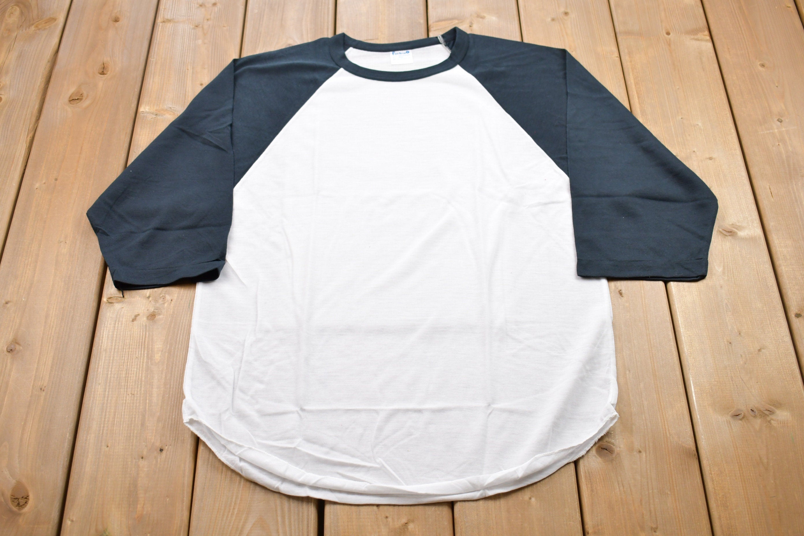 Vintage 1970s Raglan Color Block 3 Quarter Sleeve T-Shirt