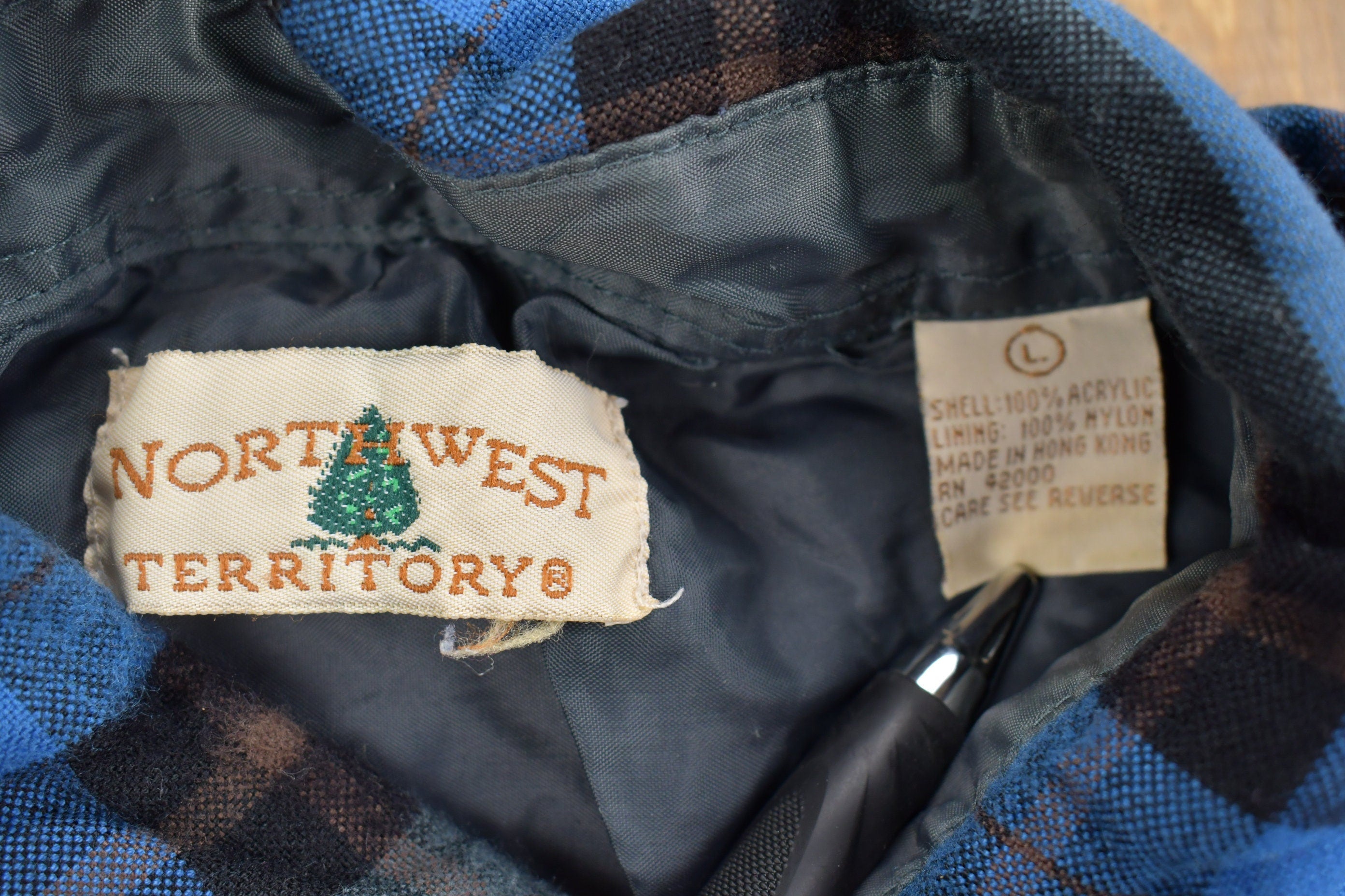 Vintage 1990s Northwest Territory Plaid Flannel Button Up Shirt