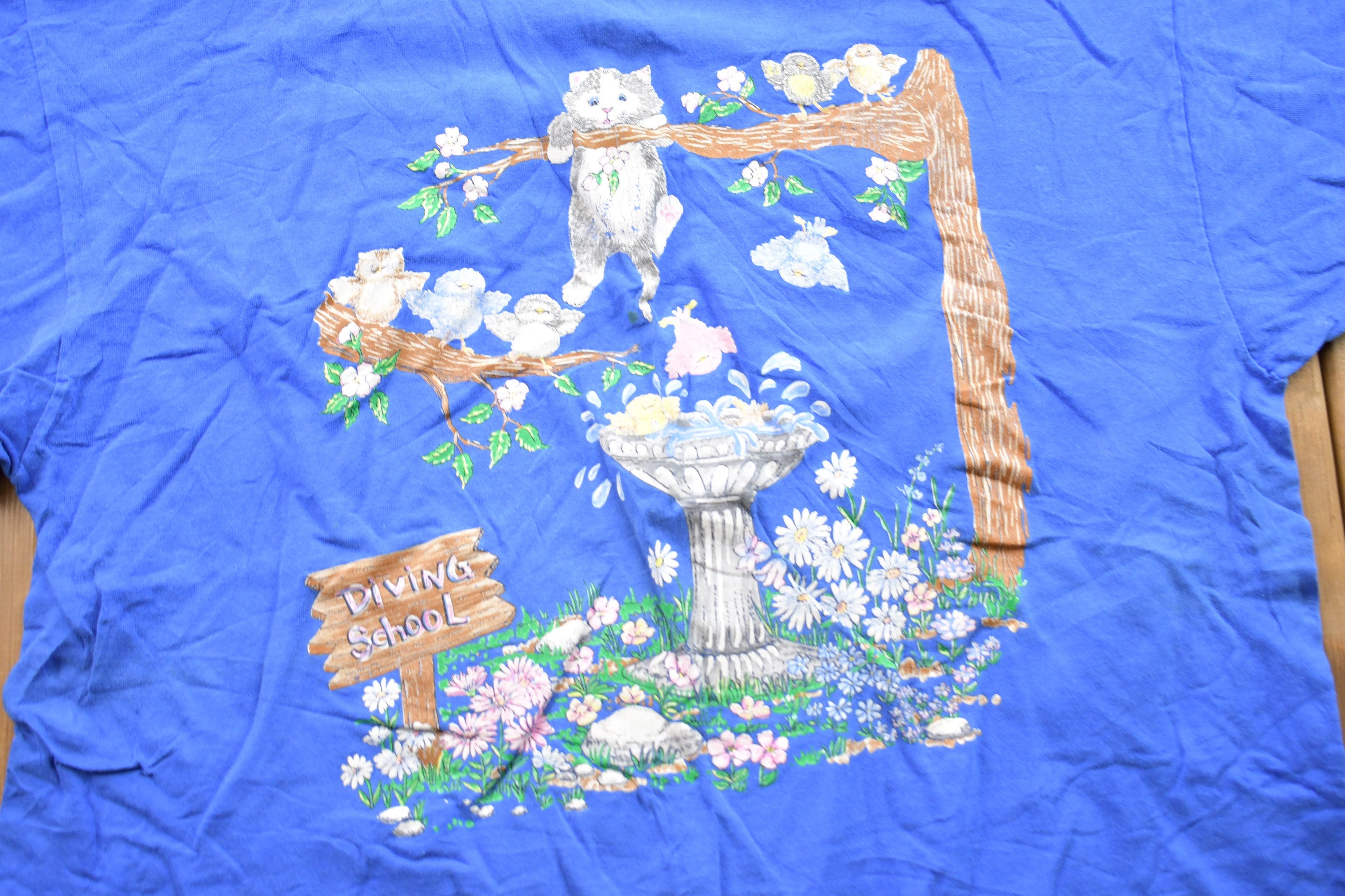 Vintage 1990s Cute Cat Diving School Graphic T-Shirt