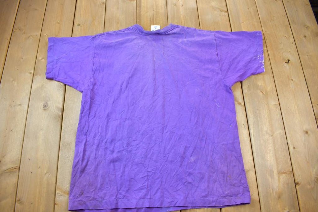 Vintage 1990s Los Angeles Lakers NBA Shaquille O'Neal Graphic T-Shirt