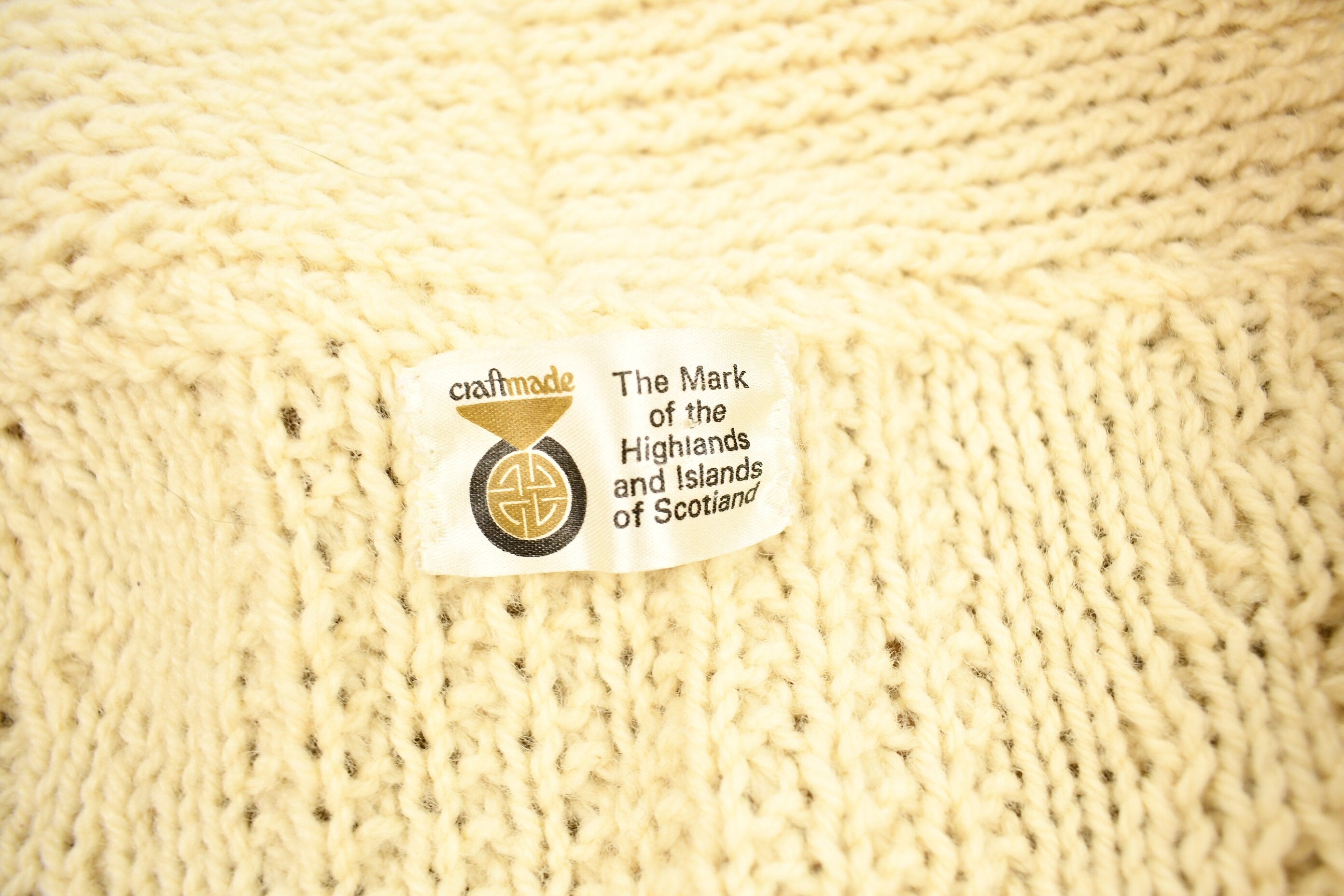 Vintage 1980s Scottish Craft Made 3D Cable Knit Button Up Sweater