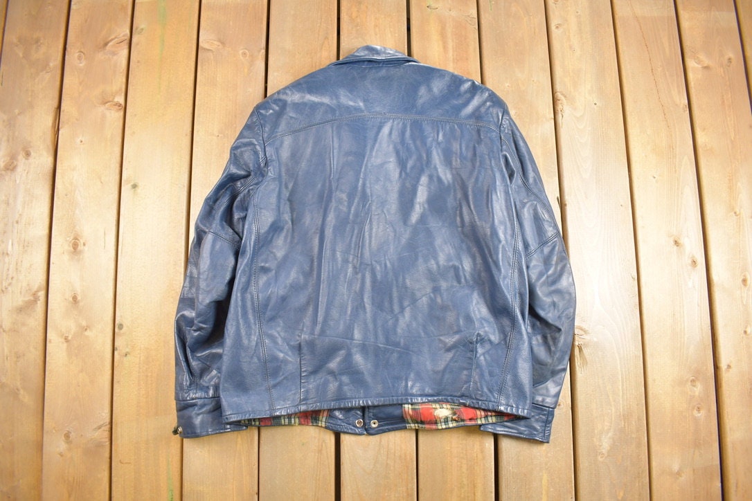 Vintage 1970s Lyuu Gold Leather Jacket