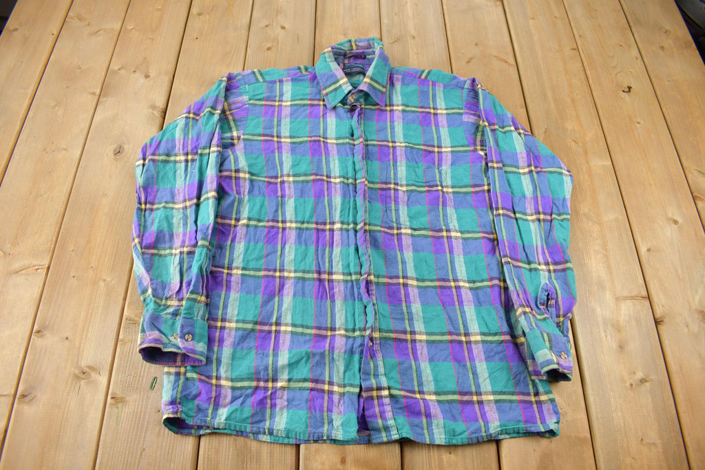 Vintage 1990s Van Heusen Plaid Button Up Shirt