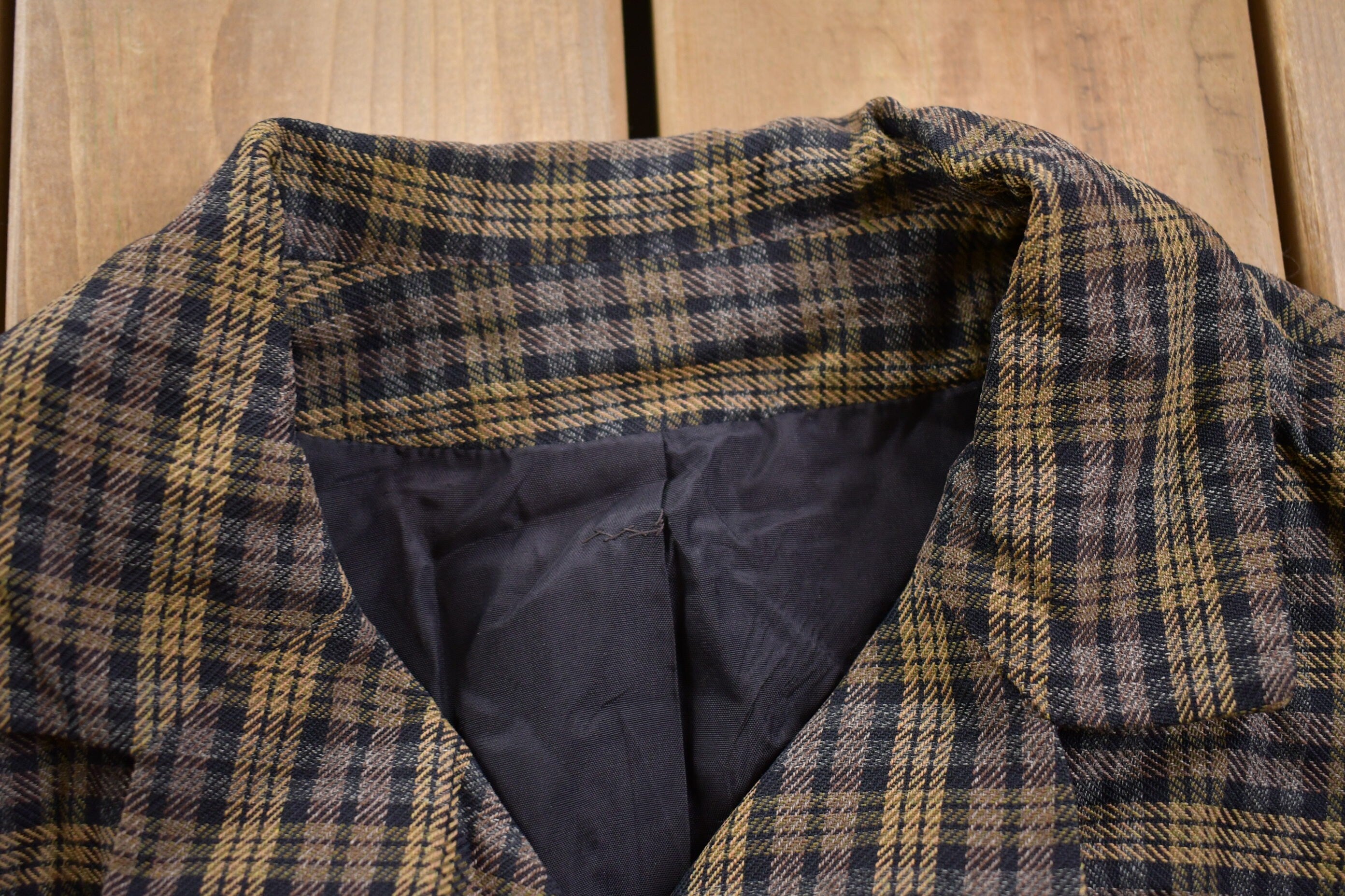 Vintage 1990s Woman's Plaid Wool Blazer