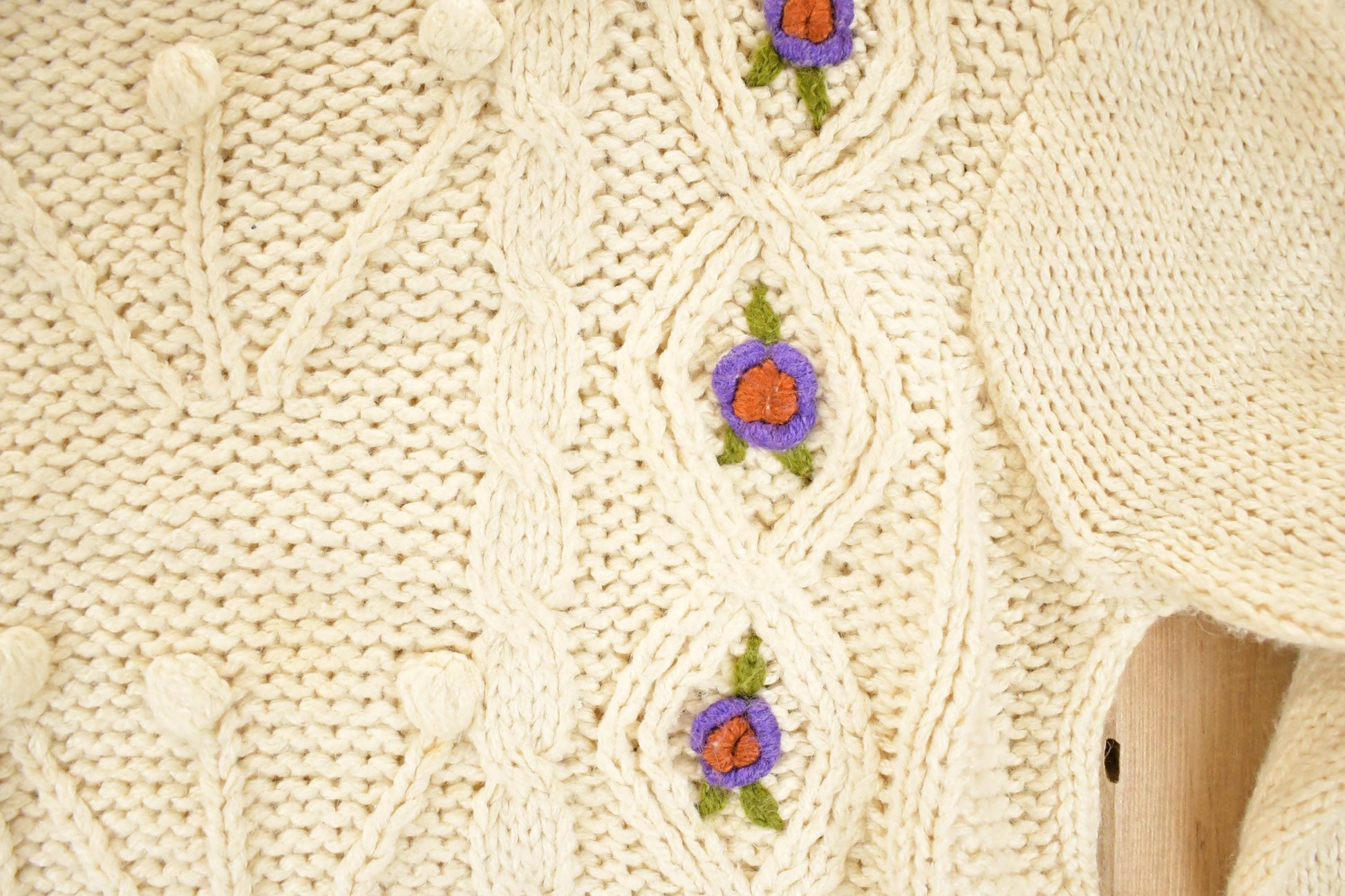 True Vintage 1970s Beldoch Popper Cable Knit Crewneck Sweater Women's L