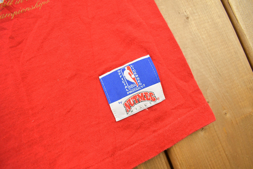 Vintage 1990s Chicago Bulls NBA Embroidered T-Shirt