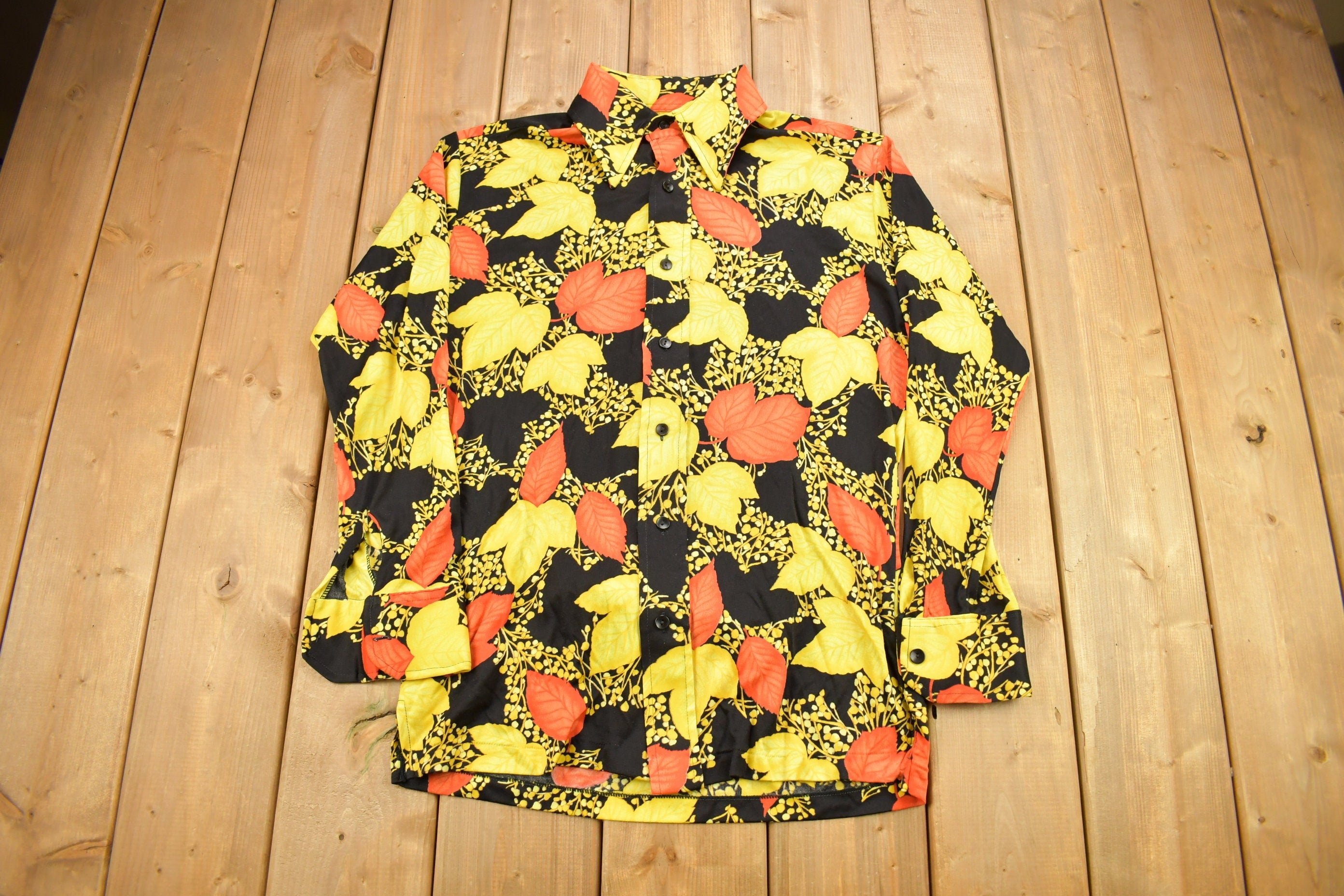 Vintage 1970s Bud Berna All Over Print Psychedelic Leaves Style Button-Up Shirt