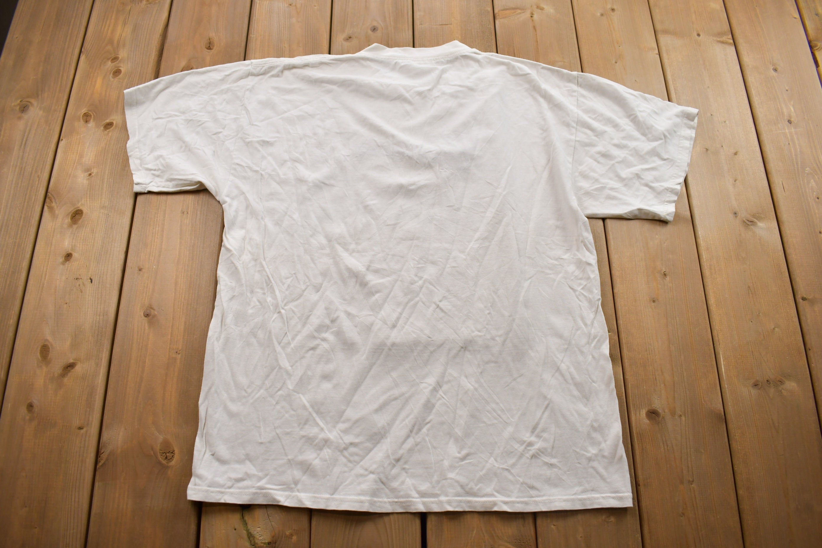 Vintage 1990s Canada Souvenir T Shirt