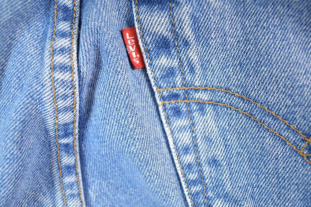 Vintage 1990s Levi Strauss Red Tab 550 Denim Jeans Size 26 x 28