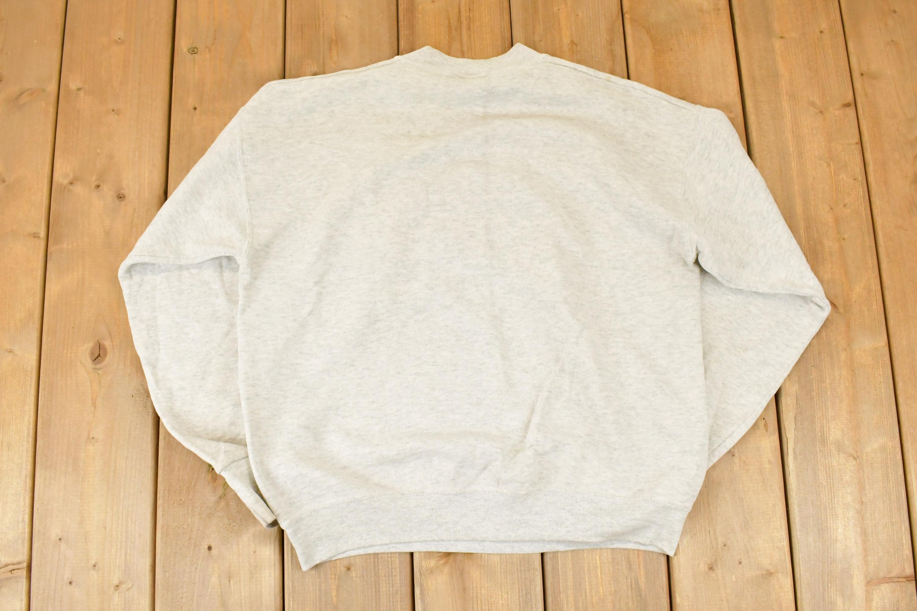 Vintage 1990s Looney Tunes Taz Embroidered Crewneck Men's L
