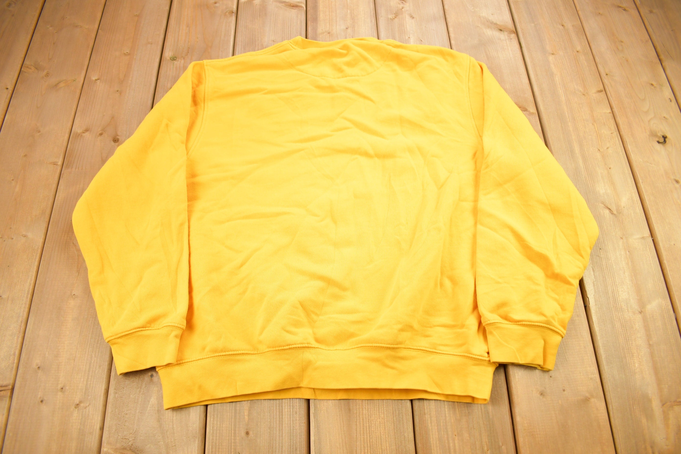 Vintage Y2K Nike Yellow Embroidered Mini Swoosh Crewneck Sweatshirt