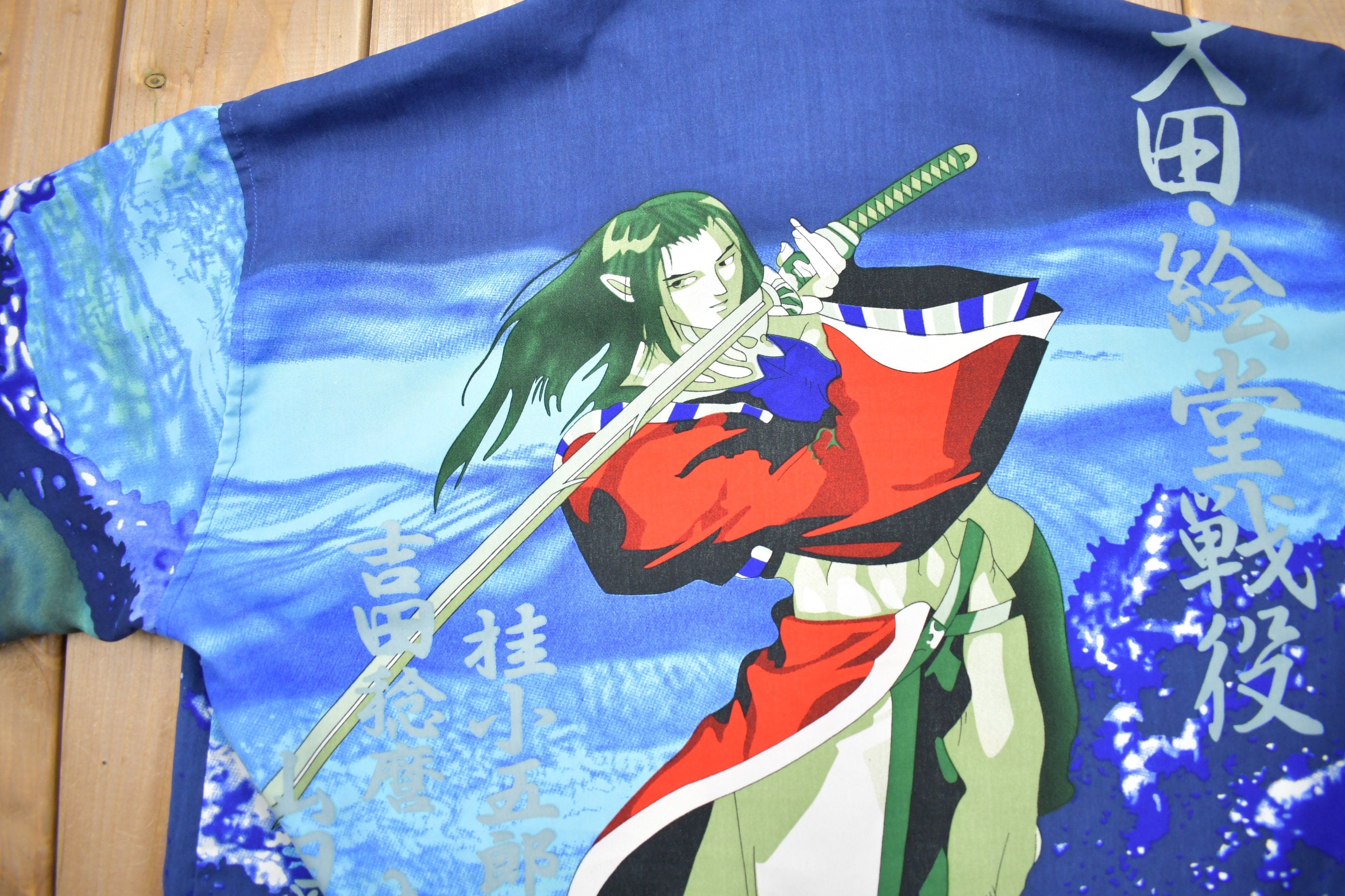 Vintage 2000s Japanese Samurai Abstract Pattern Button Up T-Shirt
