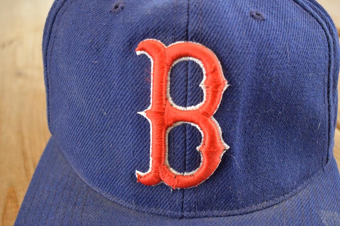 Vintage 1990s Boston Red Sox MLB Snapback Hat /