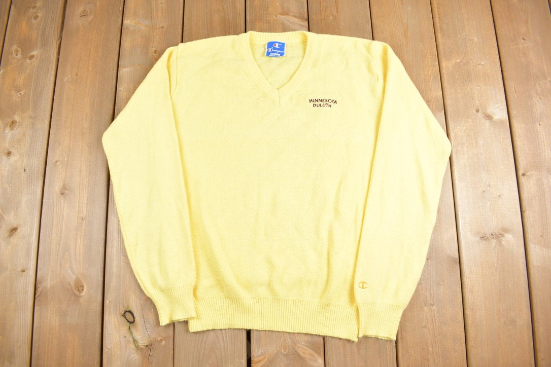 Vintage 1980s Duluth East Embroidered Knitted Champion Sweatshirt