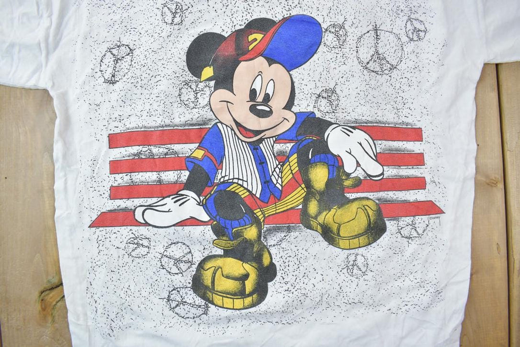 Vintage 1990s Mickey & Minnie Mouse Disney T-Shirt