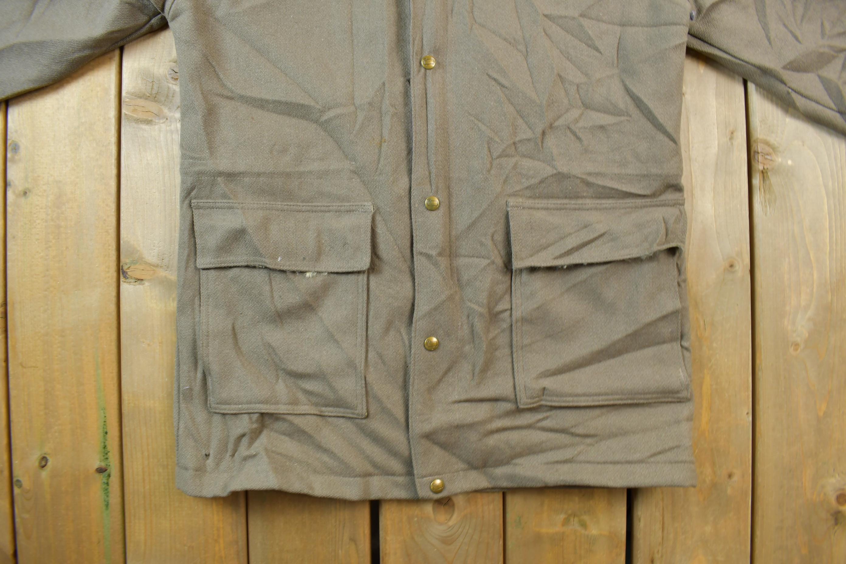 Vintage 1990s Woolrich Beige Winter Jacket