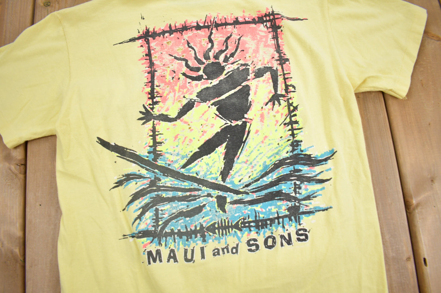 Vintage 1980s Maui And Sons Hawaii Graphic Souvenir T Shirt / Streetwear / Made In USA / Vacation Tee / Surfer T Shirt / Single Stitch