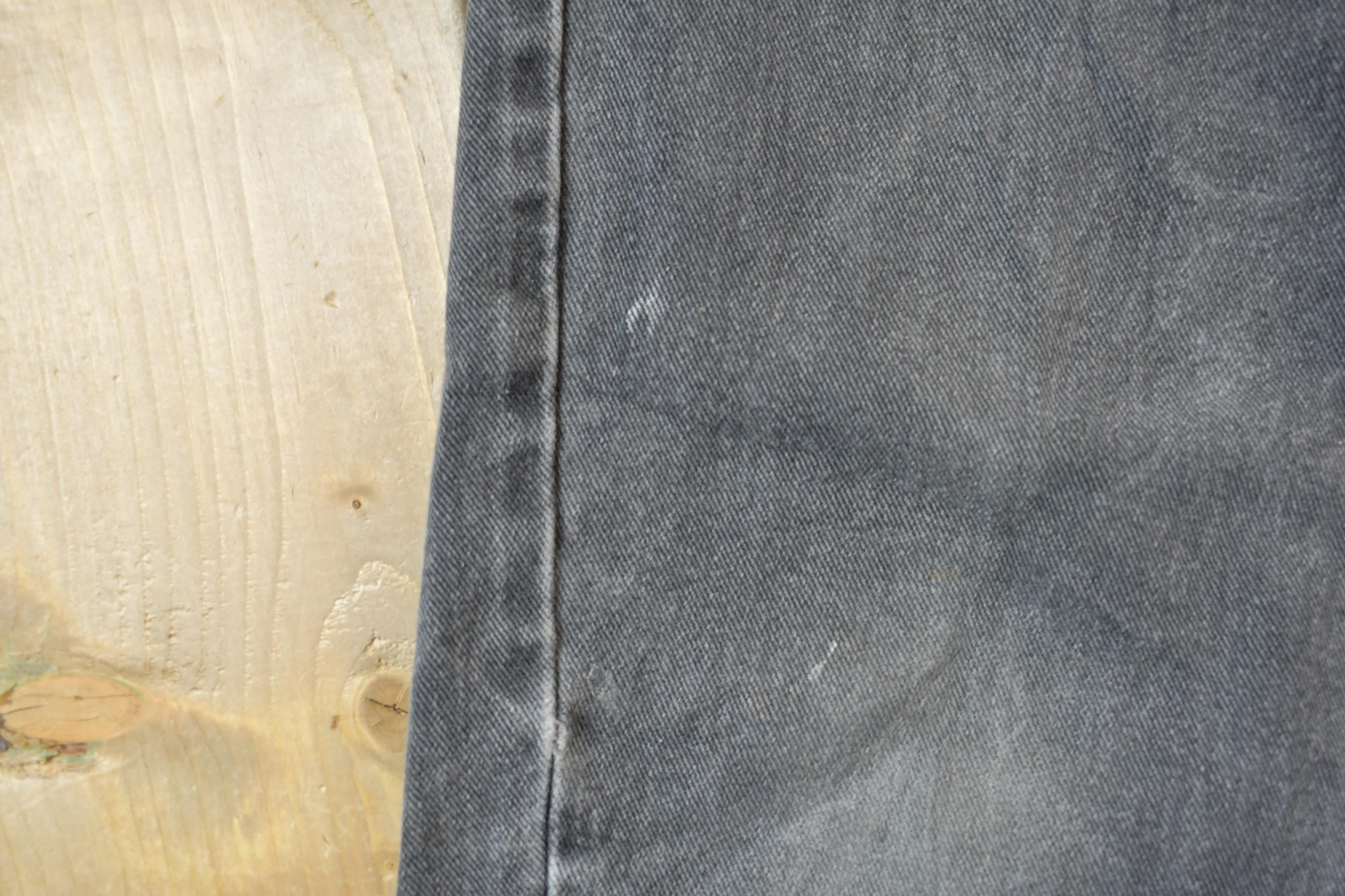 Vintage 1990s Levi's 550 Orange Tab Jeans Size 28 x 28.5