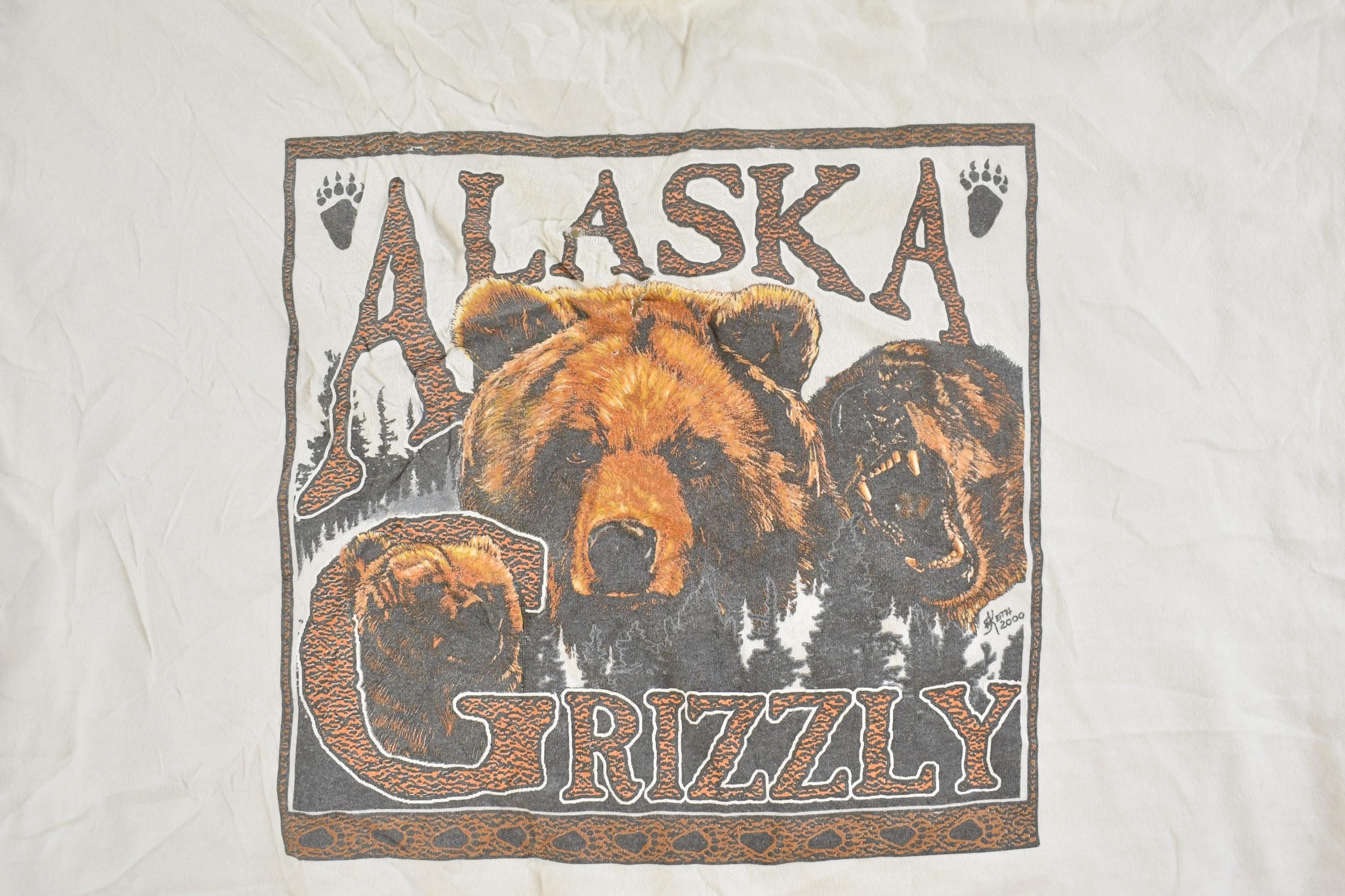 Vintage 1990s Alaska Grizzly Bear Souvenir T-Shirt