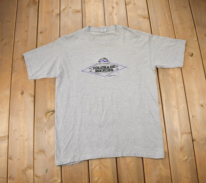 Vintage 2000s MLB Colorado Rockies Embroidered T-Shirt